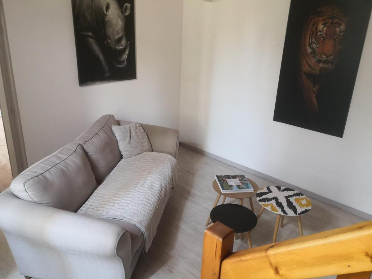Villa Chez Alex et Sophie à Louzac-Saint-Andre Extérieur photo